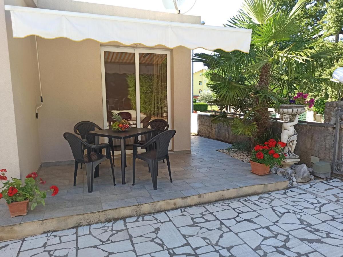 Villa Rea Malinska Exteriér fotografie